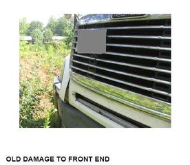 2002 Freightliner CL20064S Salvage 2002 Freightliner CL20064S Salvage