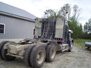1999 FREIGHTLINER FLD HD Salvage 1999 FREIGHTLINER FLD HD Salvage