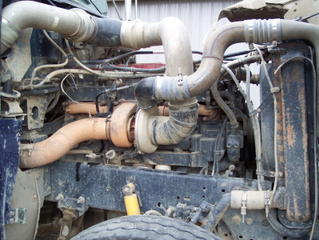 1999 FREIGHTLINER FLD HD Salvage 1999 FREIGHTLINER FLD HD Salvage
