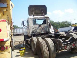 2001 Mack CH613 Salvage