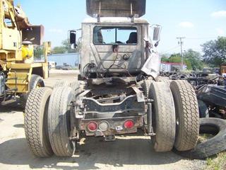 2001 Mack CH613 Salvage