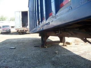 1996 STECO WALKING FLOOR 45' Salvage 1996 STECO WALKING FLOOR 45' Salvage