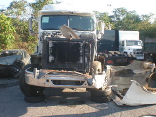 1998 International 9400 Salvage 1998 International 9400 Salvage