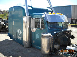 1996 PETERBILT 379 Salvage