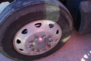 2000 Kenworth T-600 Salvage 2000 Kenworth T-600 Salvage