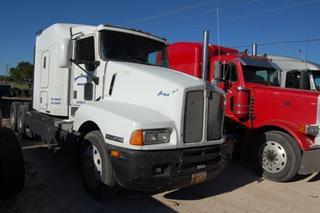 2000 Kenworth T-600 Salvage 2000 Kenworth T-600 Salvage