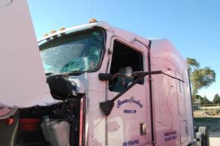 2000 Kenworth T-600 Salvage 2000 Kenworth T-600 Salvage