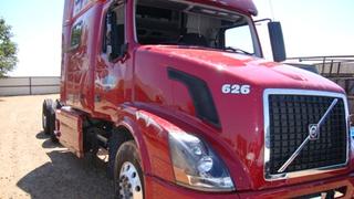 2011 Volvo VNL Salvage 2011 Volvo VNL Salvage